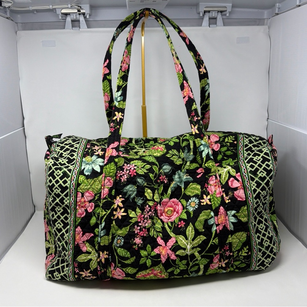Vera Bradley Botanica Floral XL Duffel Retired USA Quilted SEE WEAR